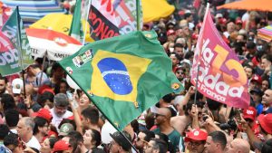 Bolsonaro-Lula presidential race down to wire, polls show